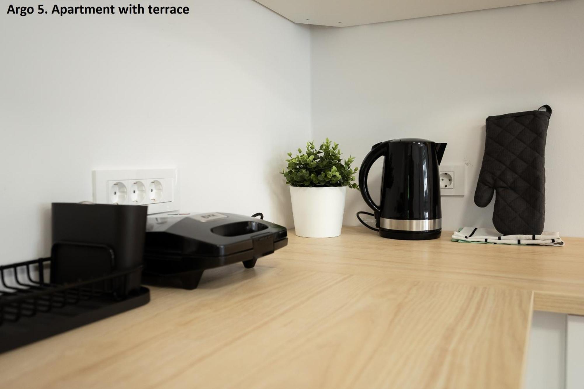 Argo Apartment